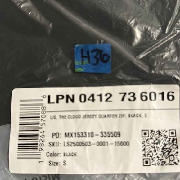 NWT, Fabletics, The Cloud Jersey Quarter Zip, Black, Small - Picture 4 of 4